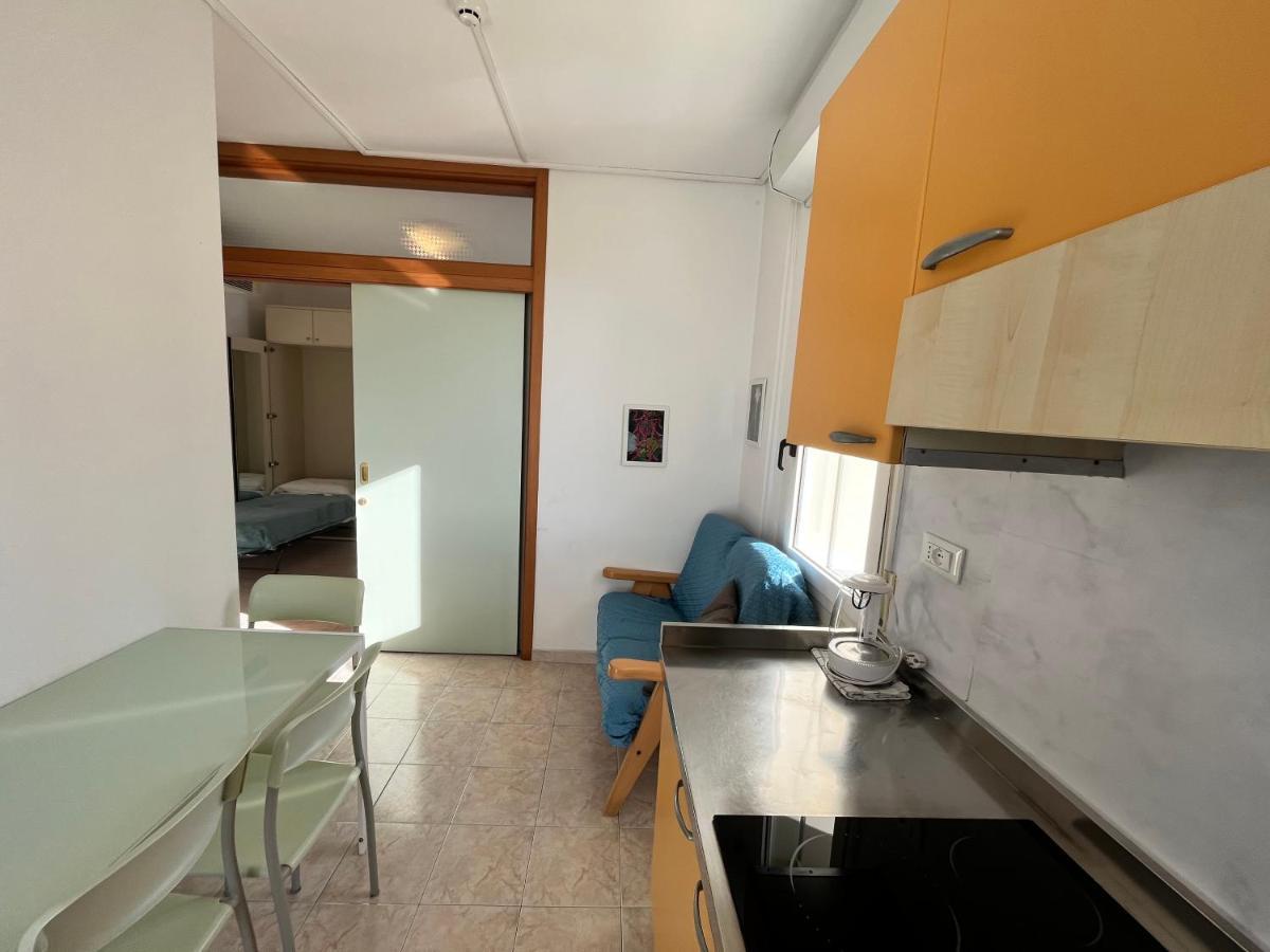 Residence Frontemare Rimini Exterior foto